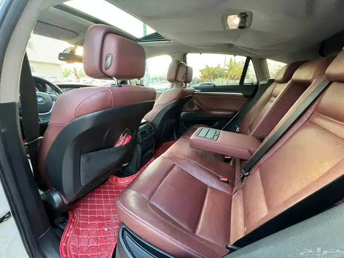 بي ام دبليو X6 2012 (بحالة ممتازة) 17