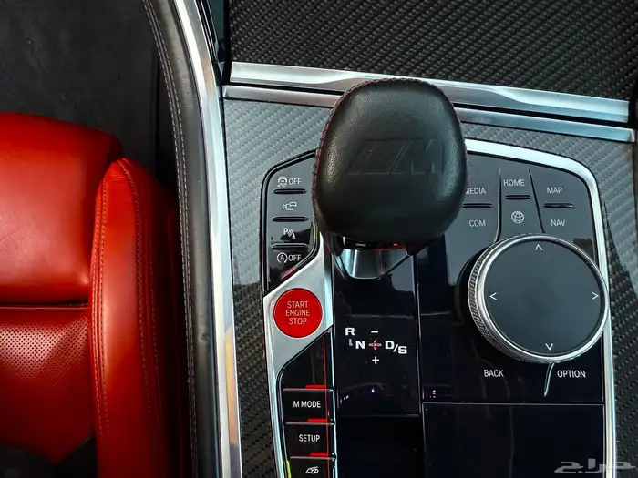 للبيع BMW M8 COMPETITION CARBON CORE 17