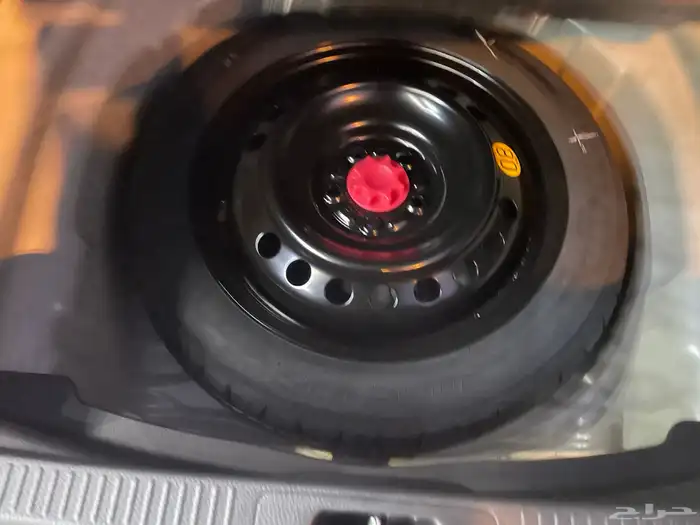 تويوتا كامري 2024 فل لومير وارد الصين ( بنزين ) 4 سلندر 28