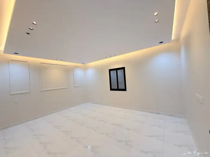 للبيع روف علوي بمدخل سياره تشطيبVipبمساحه346م 10