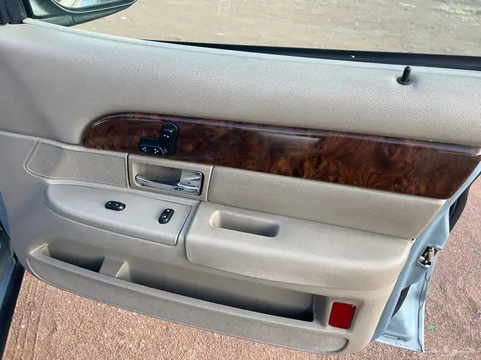 حائل محافظة الشملي سياره كفو ماشاء الله فورد ماركيز 13