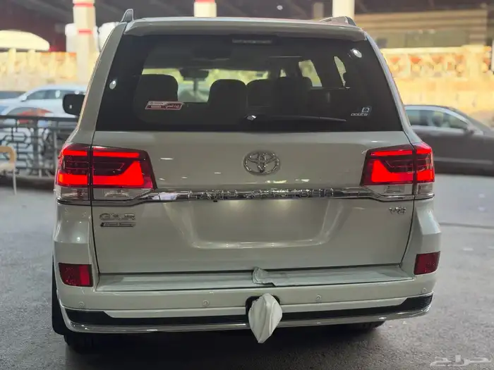 لاندكروزر GXR تورنج 2021 ديزل ممشى قليل (سعودي) 3