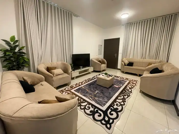 كنب 11 شخص مستعمل شبه جديد 0