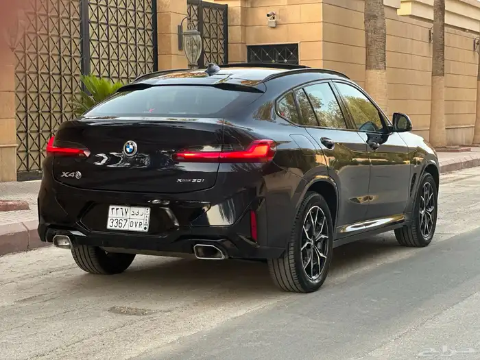 بي ام اكس 4 2024 ضمان وصيانه 7