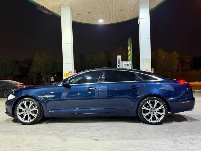 جاكوار XJL Portfolio 2012 فل اطلبية تنفس طبيعي بحالة الوكالة 11