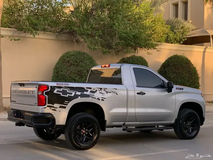 شفروليه سلفرادو تريل بوس موديل 2021 بحالة الوكاله 9