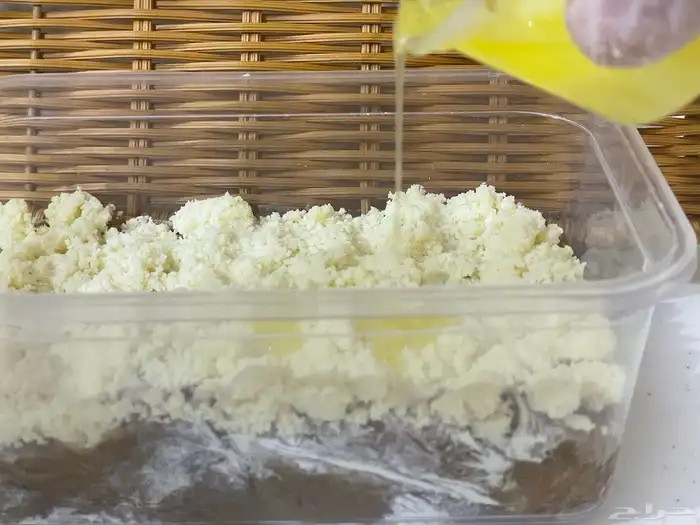 شعثا بتمر الخلاص بالسمن الظان واللتيح 0