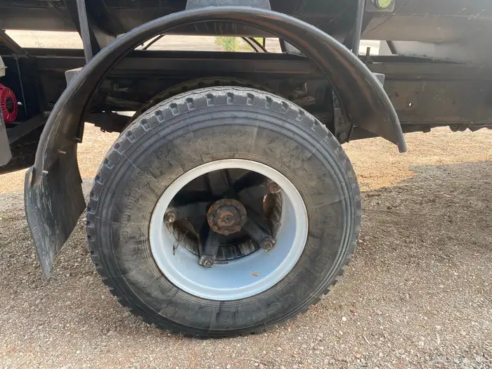 وايت ماء مديل 82 مسقط للبيع 9