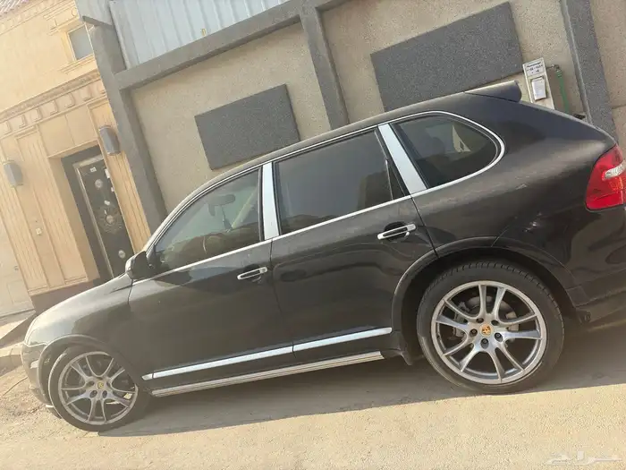 اكسنت2017 و بورش 2009 للبيع 1