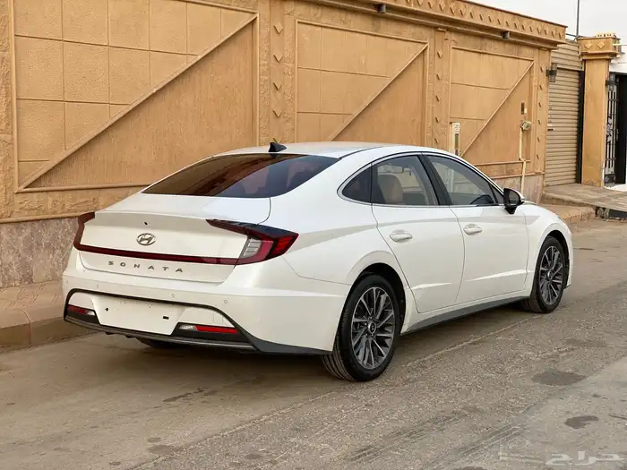 هونداي سوناتا 2020 فل كامل نظيف للبيع بطاقة جمركية 4