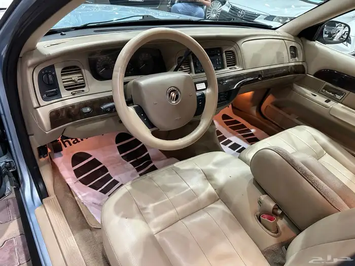 جراند ماركيز موديل 2011 نظيف 6