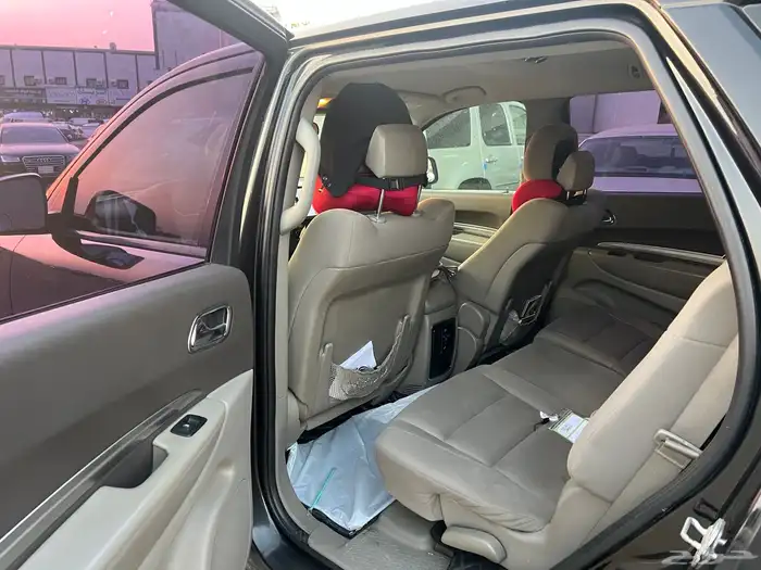 دودج درانجوا موديل 2012 منية المستخدم للبيع 4