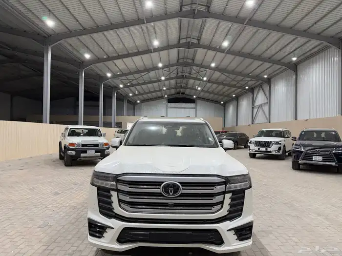 تويوتا لاندكروزر جكسار 2025 اصفار فل الفل تنفس طبيعي 2