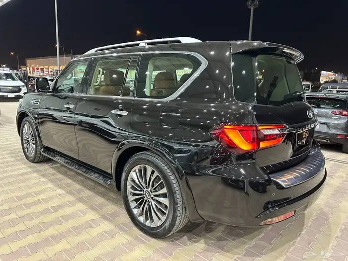 انفنيتي QX80 موديل 2018 فل كامل نظيف جدآ ممشى قليل 32