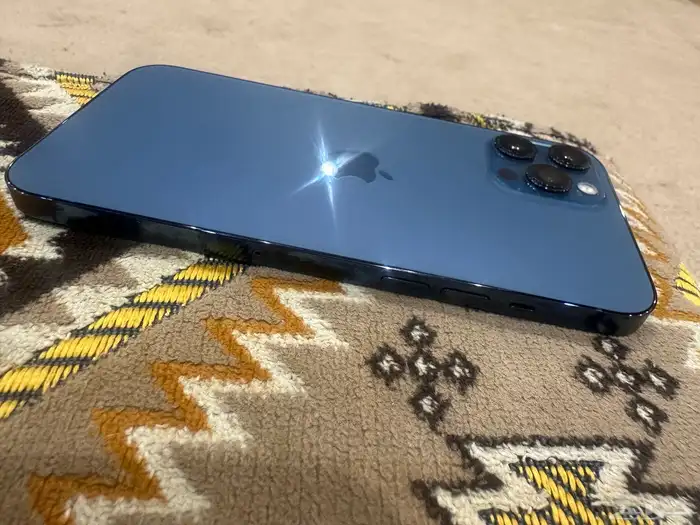 ايفون 12 بروماكس 128 قيقا مادخل صيانه 4