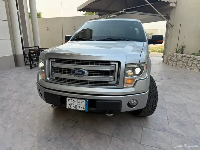 فورد اف 150 XLT غمارتين موديل 2014 فل ماشي 186. ألف 6