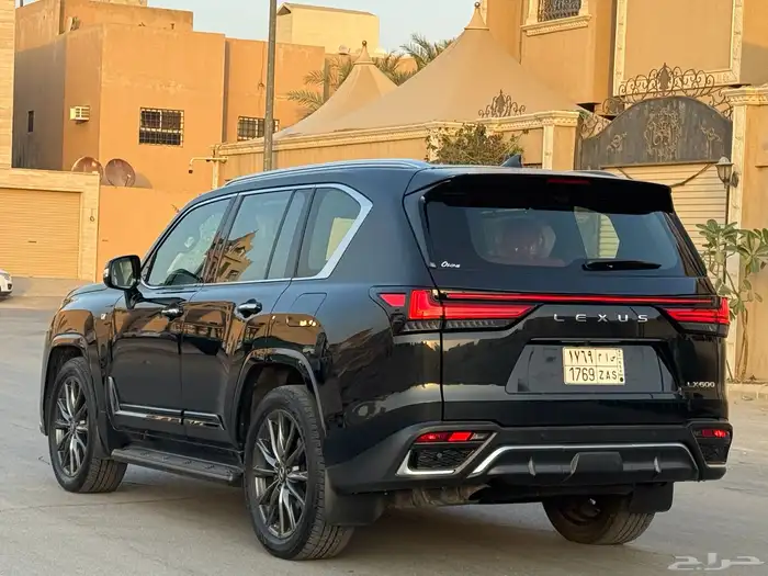 لكزس 2023 فل كامل أف سبورت 3