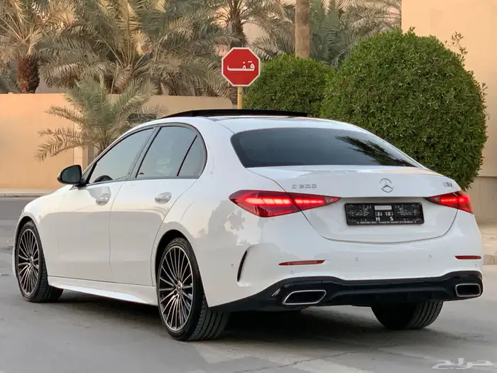 مرسيدس C200 موديل 2023 بحالة الوكاله ممشى 37 الف 17