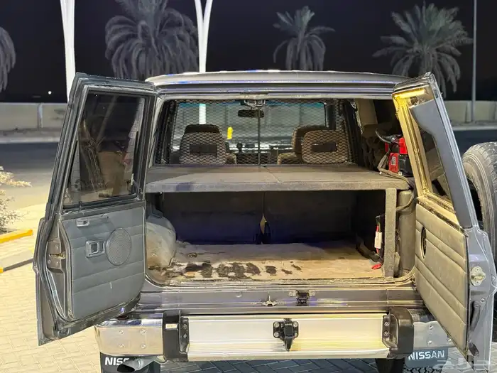 صالون باترول90 LS 16