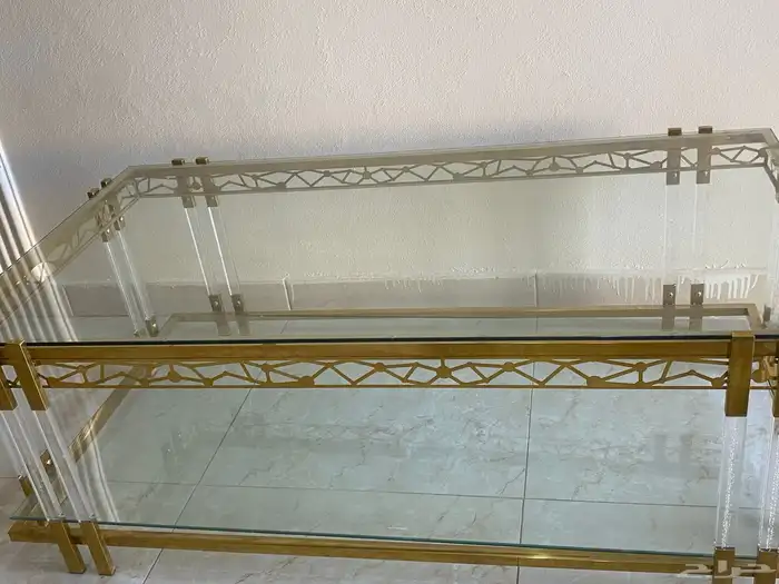 طاوله أستيل ذهبي كبيره و 4 طاولات صغيره 4