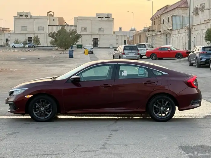 هوندا سيفيك 2020 - لون عنابي 27