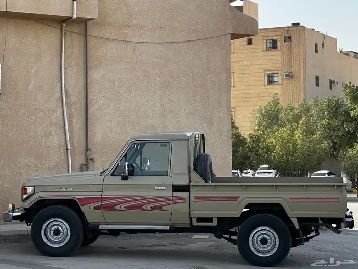 تويوتا شاص 2006 مخزن ممشى ( 79 ) 7