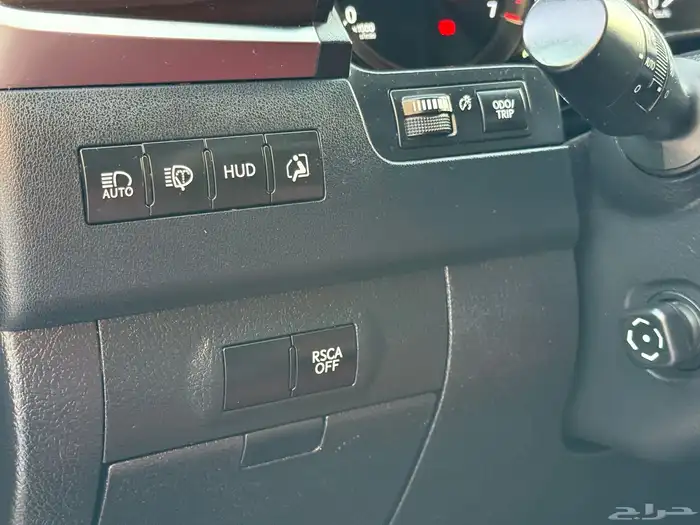 لكزس بلاك ديشن 2019 21