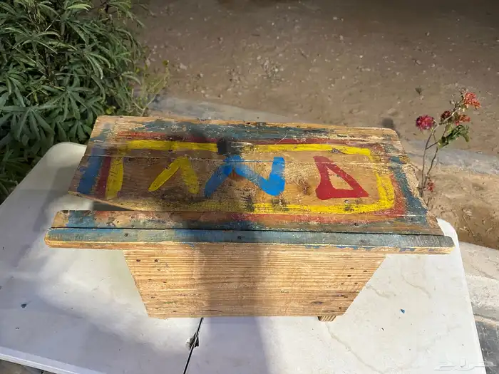 طاوله مكينة الخياطة 1