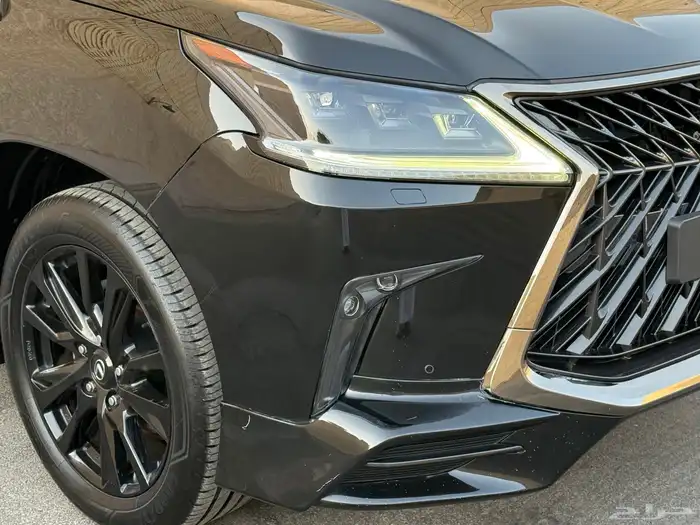 لكزس بلاك ديشن 2019 2