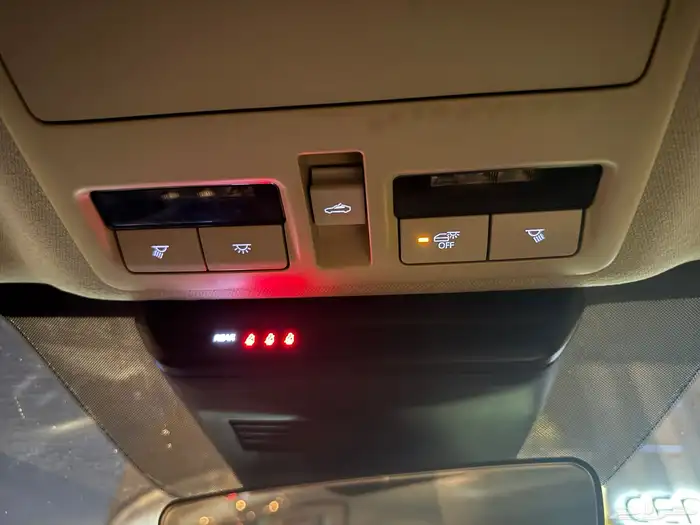 مازدا cx30 2022 نص فل 7