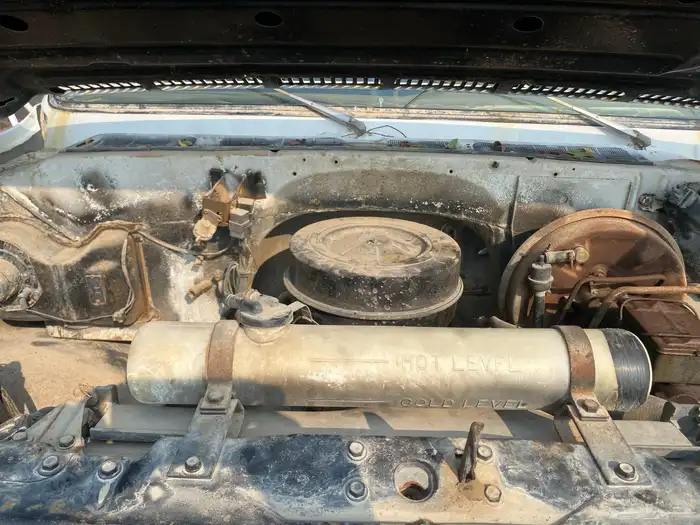 وايت ماء مديل 82 مسقط للبيع 26