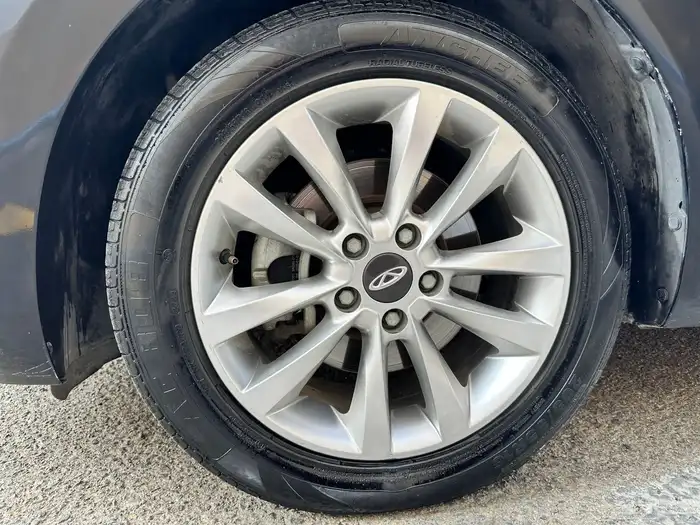 شيري أريزو 5 نظيفة جدا. 2023 28