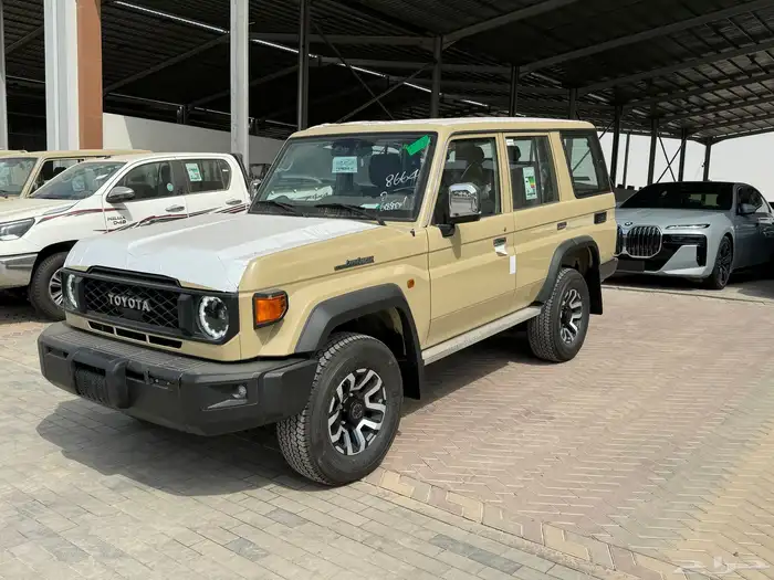 ربع(2025) مصندق 5 أبوآب بنزين سعودي فل كامل 0