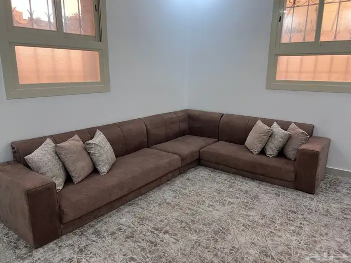 كنب للبيع بحاله ممتازه جدا 0