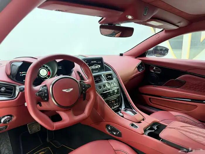 استون مارتن 6