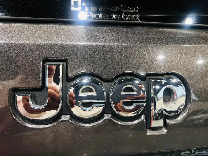 جيب جراند شروكي ساميت 2021 (بحالة الوكالة) 14