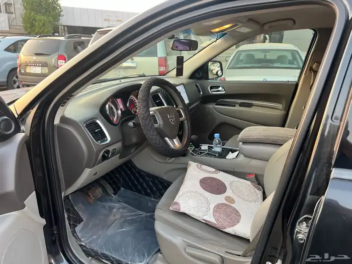 دودج درانجوا موديل 2012 منية المستخدم للبيع 5