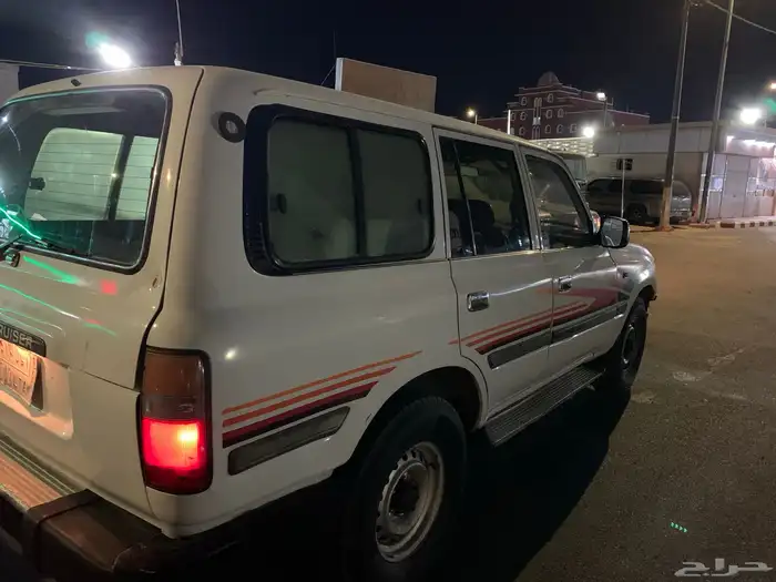 صالون 93للبيع او البدل بسياره صغيره 2