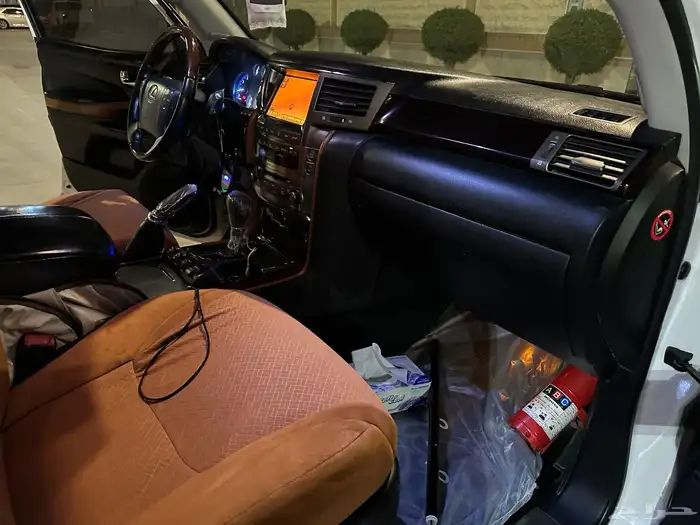 للبيع لكزس 10