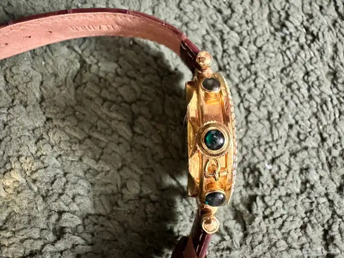 ثلاث ساعات نسائيه أصليه 11