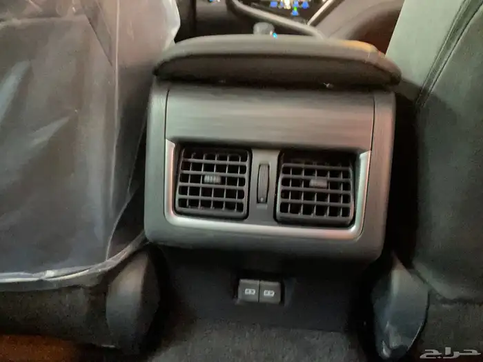 تويوتا كامري 2024 فل لومير وارد الصين ( بنزين ) 4 سلندر 22