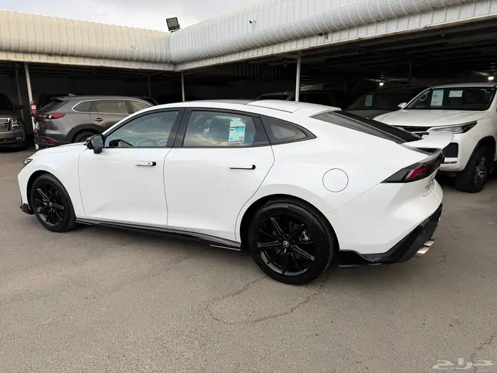 شانجان 2025 يوني V اعلى فئة سبورت 3