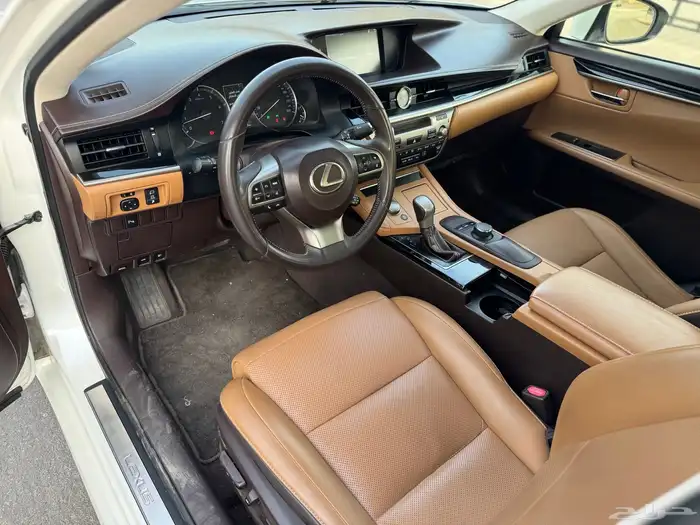لكزس ES350 2018 سعودي 17