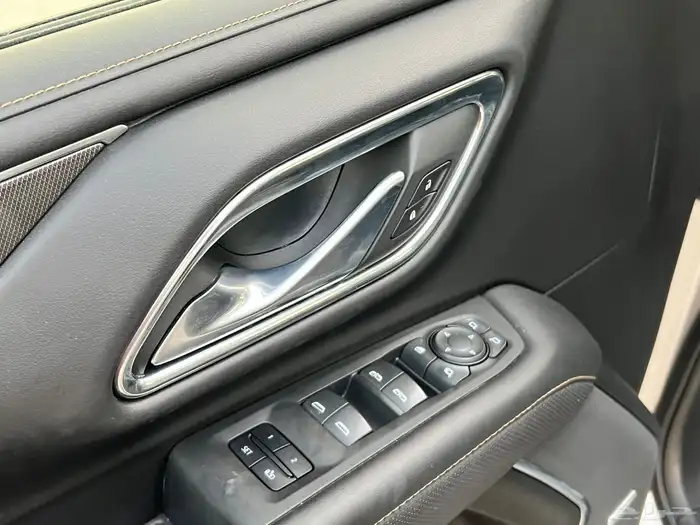 جي ام سي يوكن 2023 - AT4 14