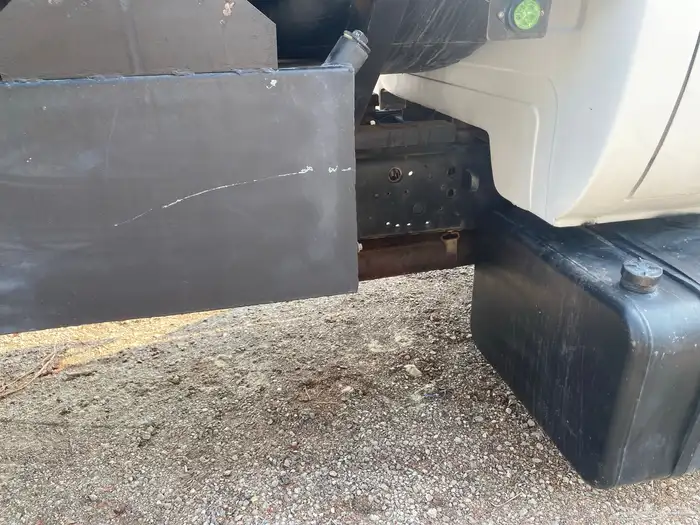 وايت ماء مديل 82 مسقط للبيع 8