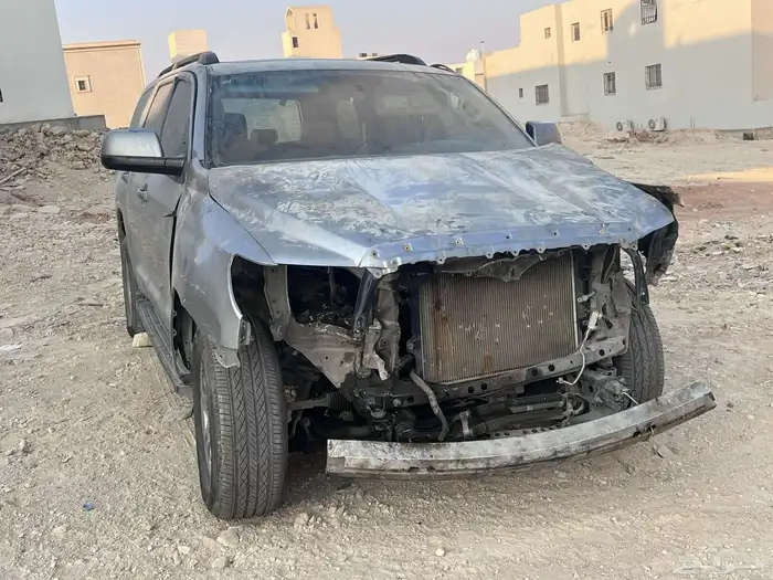 سكويا 2014 مصدوم 5