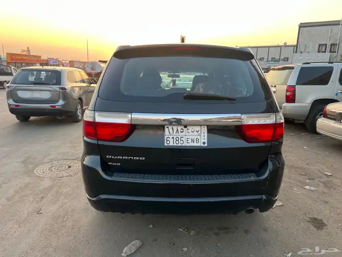 دودج درانجوا موديل 2012 منية المستخدم للبيع 9