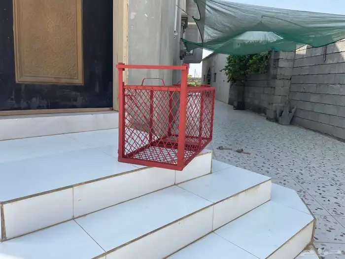 مصيد للحيونات التي تهاجم الدواجن من قطط وغيرها 1