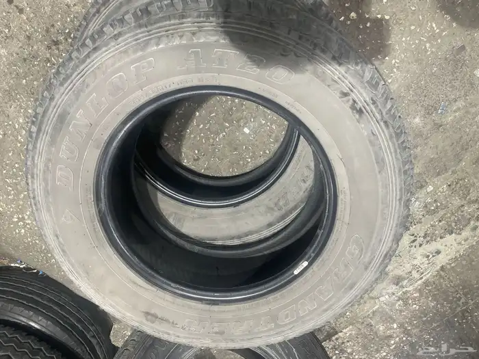 used tyre prado Dunlop size 265 65 17 1