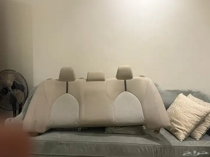 ظهريت مقعده خلفيه كامري 2018 1